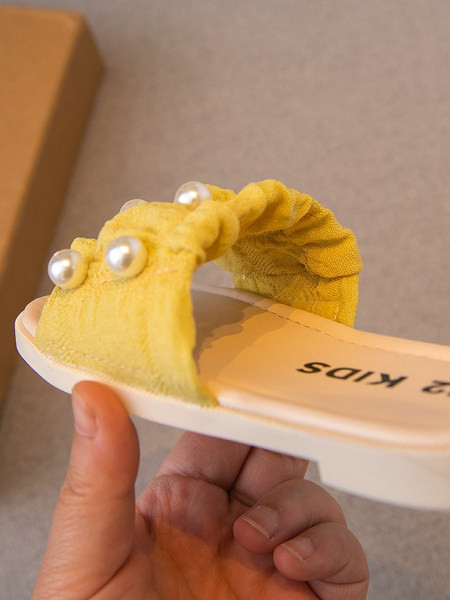 Gyöngyös nyári papucs lányoknak