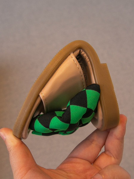 Dječje karirane papuče s trakom