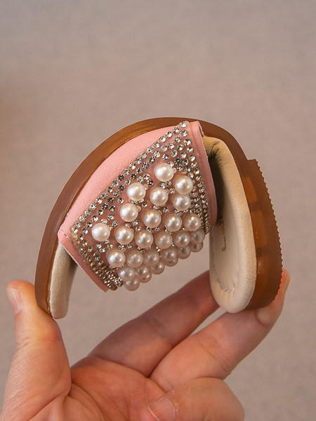 Gyöngyös gyerekpapucs három színben