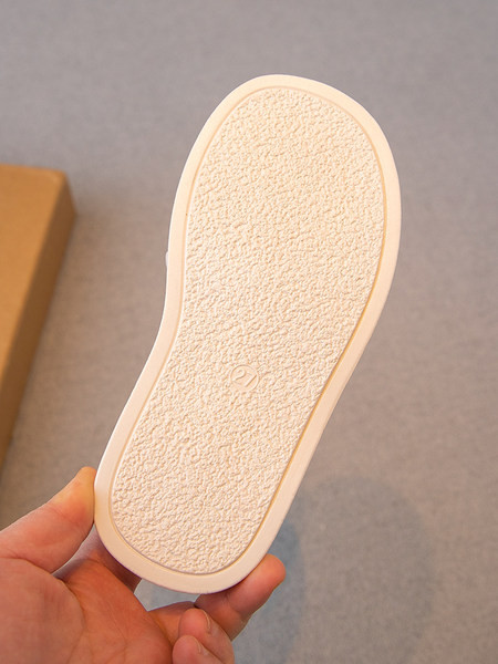 Eko bőrből készült alkalmi nyári papucs lányoknak