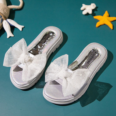 Új modell papucs lányoknak szalaggal