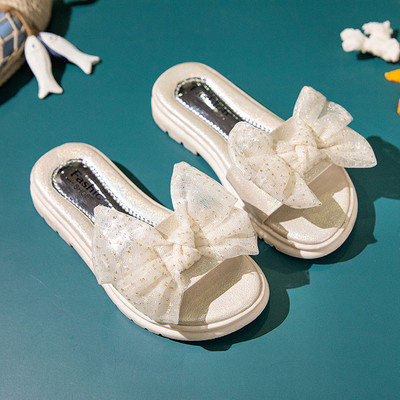 Új modell papucs lányoknak szalaggal