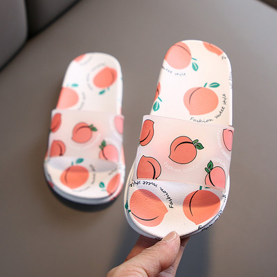 Új modell gyerekpapucs rátéttel