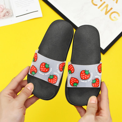 Új modell gyerekpapucs rátéttel