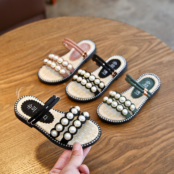 Gyöngyszemű, alkalmi gyerekpapucs három színben
