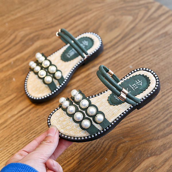 Gyöngyszemű, alkalmi gyerekpapucs három színben