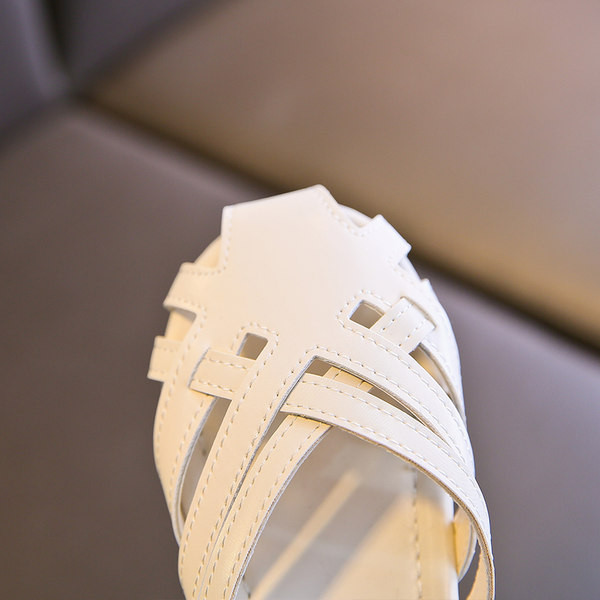 Lapos talpú bőrpapucs három színben