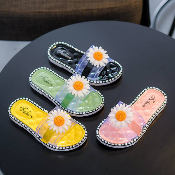 Нов модел дамски чехли - няколко модела с декорация 