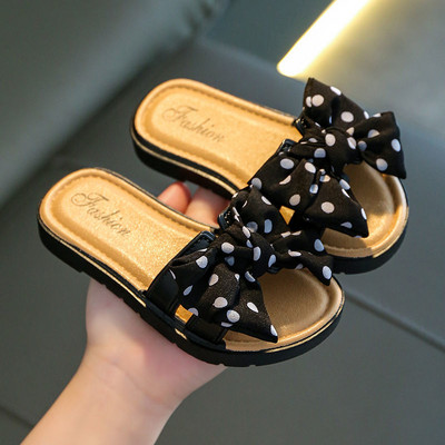 Детски чехли с равна подметка - няколко модела