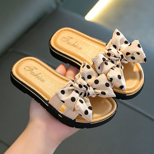 Детски чехли с равна подметка - няколко модела