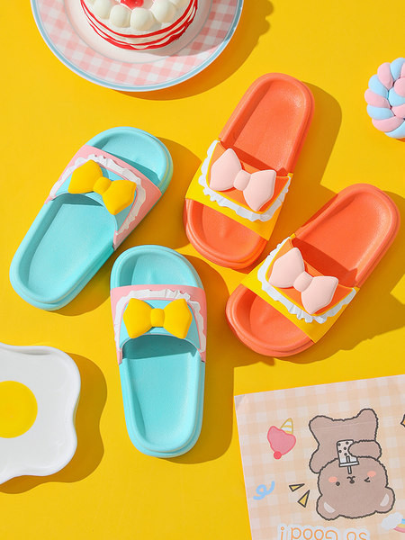 Детски гумени чехли с панделка - четири цвята