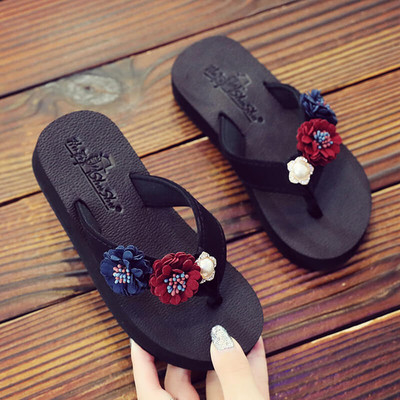 Naujas vaikiškų šlepečių su gėlėmis modelis - keli modeliai