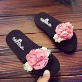 Παιδικές παντόφλες με τρισδιάστατα υφασμάτινα λουλούδια