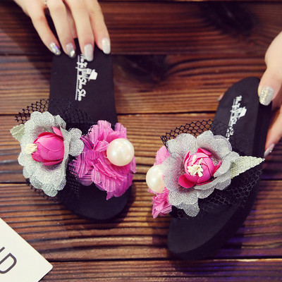 Нов модел детски летни чехли с 3D елемент за момичета