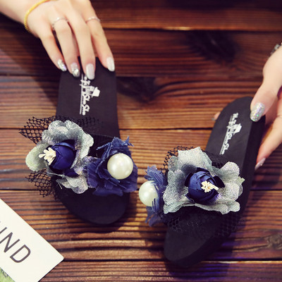 Нов модел детски летни чехли с 3D елемент за момичета