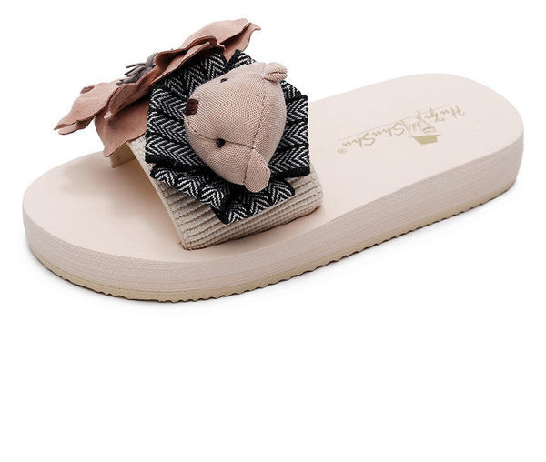 Нов модел детски летни чехли с 3D елемент за момичета