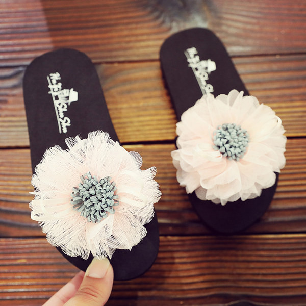 Alkalmi gyerekpapucs 3D virág elemmel