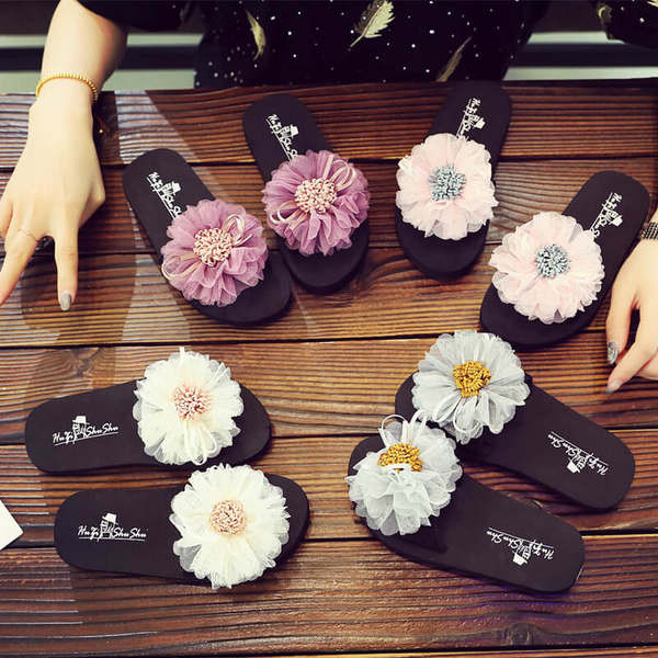 Alkalmi gyerekpapucs 3D virág elemmel