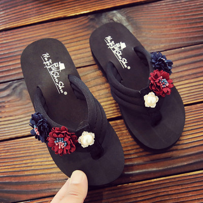 Alkalmi gyerekpapucs 3D elemmel - a lábujjakon keresztül