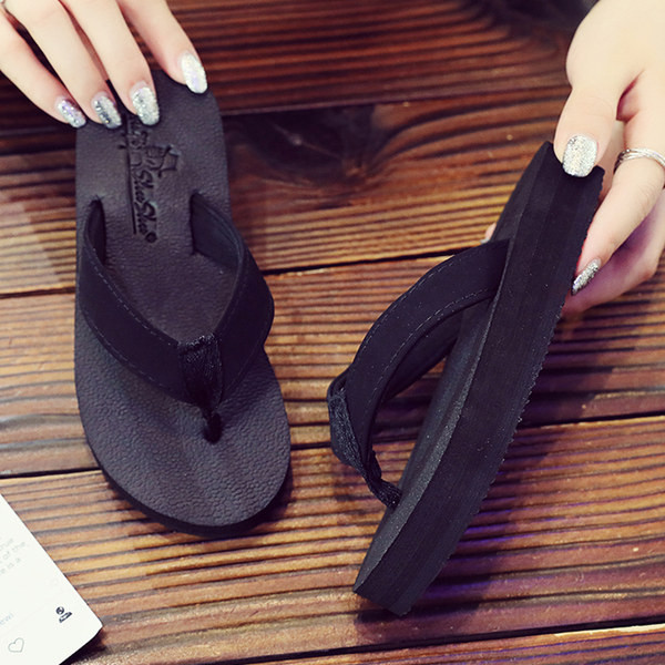 Παιδικές σαγιονάρες με υφασμάτινο λουράκι