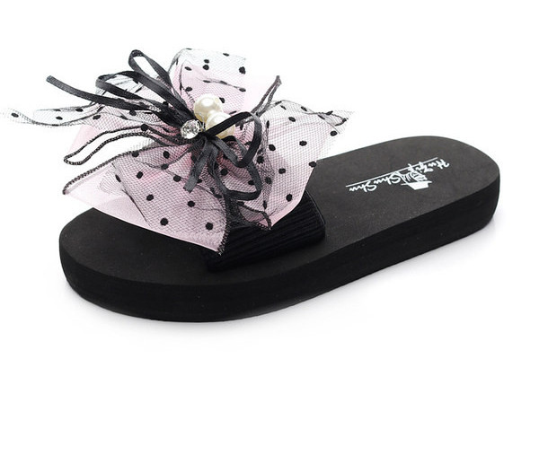 Dječje papuče za djevojčice s trakom i bisernim ukrasom