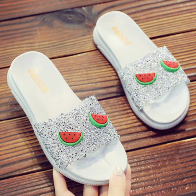 Särava efektiga laste sussid - kolme värvi