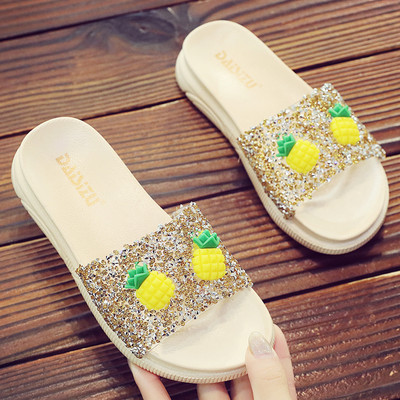 Särava efektiga laste sussid - kolme värvi