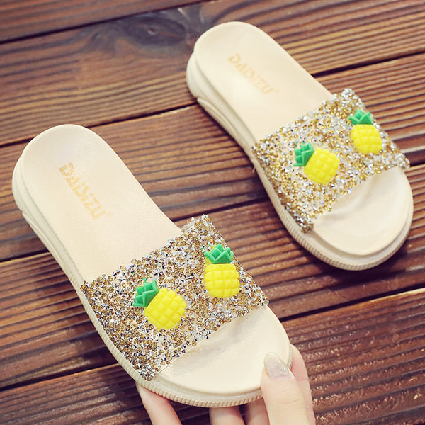 Särava efektiga laste sussid - kolme värvi