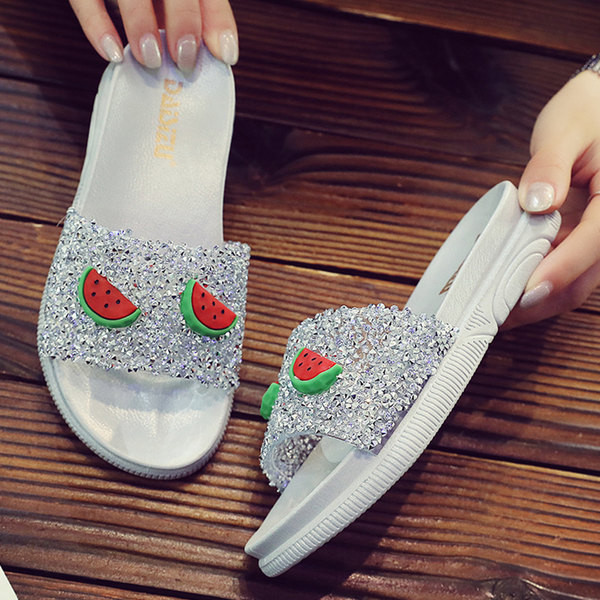 Särava efektiga laste sussid - kolme värvi