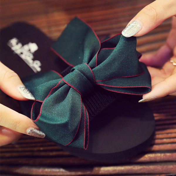 Papuče za djevojčice s velikom tekstilnom trakom