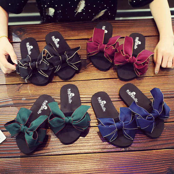 Papuče za djevojčice s velikom tekstilnom trakom