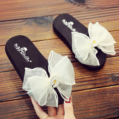 Νέο μοντέλο παντόφλες για κορίτσια με κορδέλα και μεταλλική διακόσμηση