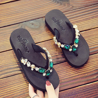 Παντόφλες για κορίτσια με λουράκι στα δάχτυλα και διακοσμητικές πέτρες