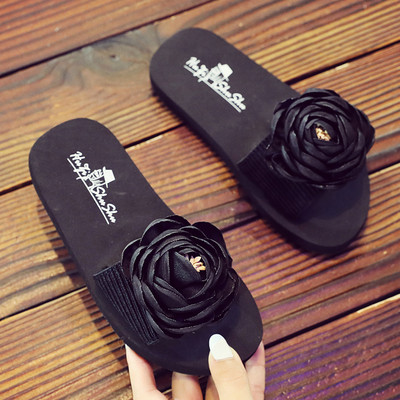 Casual παιδικές παντόφλες με τρισδιάστατο στοιχείο για κορίτσια