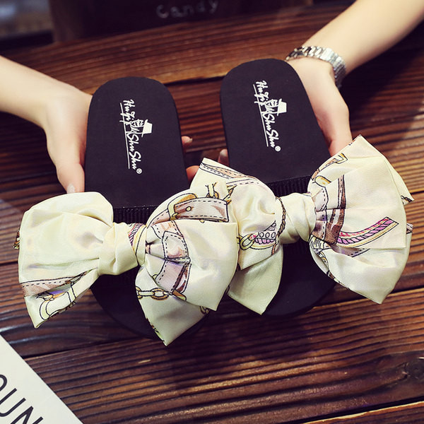 Papuče za djevojčice s velikom tekstilnom trakom