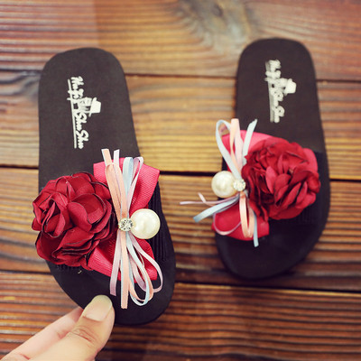 Papucs lányoknak 3D virággal és szalaggal