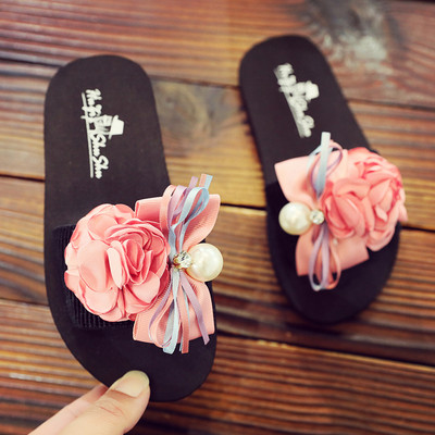 Papucs lányoknak 3D virággal és szalaggal