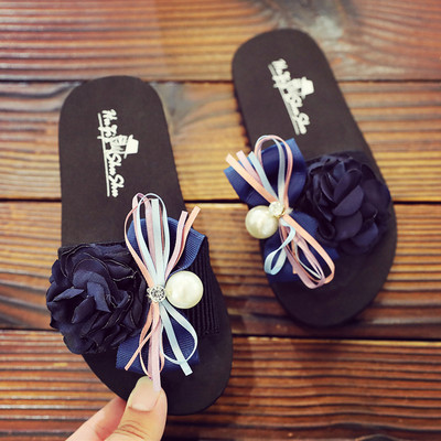 Papucs lányoknak 3D virággal és szalaggal