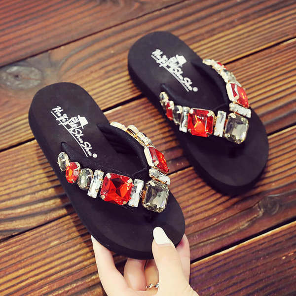 Καθημερινές παιδικές παντόφλες με διακοσμητικές πέτρες 