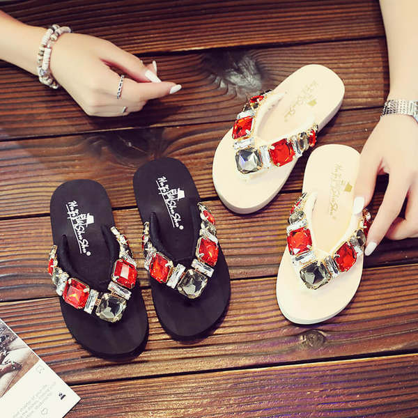 Καθημερινές παιδικές παντόφλες με διακοσμητικές πέτρες 