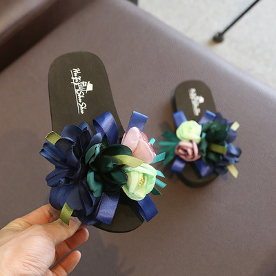 Novi model dječjih papuča sa 3D elementom za djevojčice