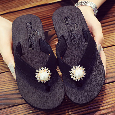 Gyönggyel ellátott, alkalmi gyerekcipő lányoknak