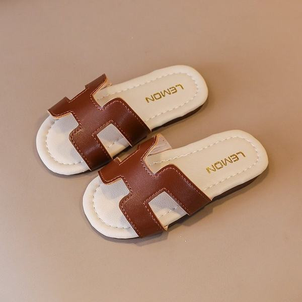 Παιδικές παντόφλες με επίπεδη σόλα και έκο δέρμα