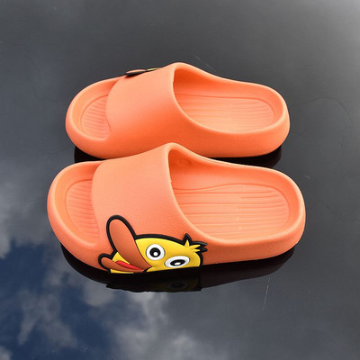 Gumi gyerekpapucs színes rátéttel