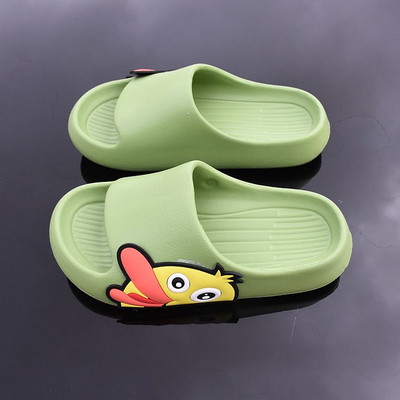 Gumi gyerekpapucs színes rátéttel