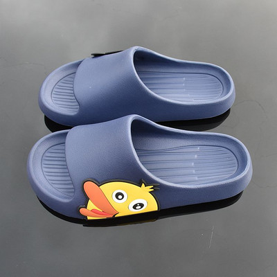 Gumi gyerekpapucs színes rátéttel