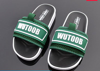 Casual παιδικές παντόφλες με επιγραφή για αγόρια