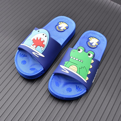 Casual παιδικές παντόφλες με επίπεδη σόλα - μπλε και μαύρο χρώμα