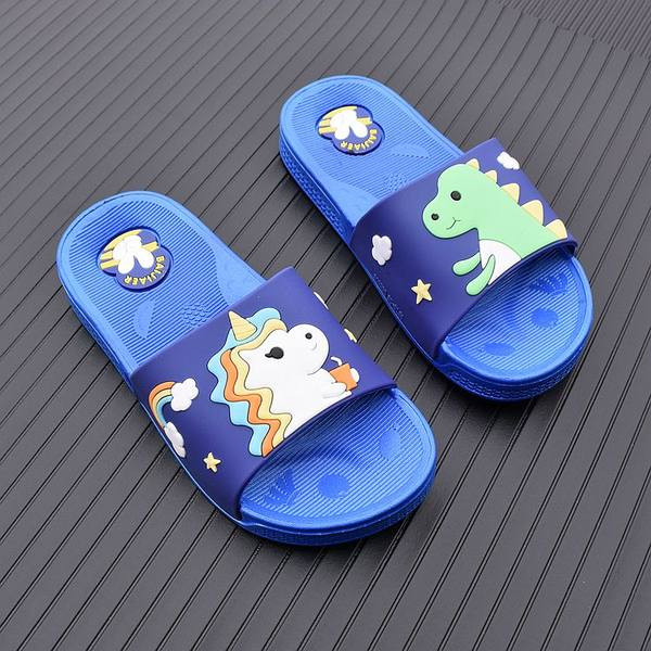 Καλοκαιρινές παιδικές παντόφλες για αγόρια - μπλε και μαύρο χρώμα