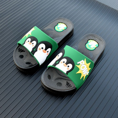 Καλοκαιρινές παντόφλες για αγόρια - πολλά μοντέλα